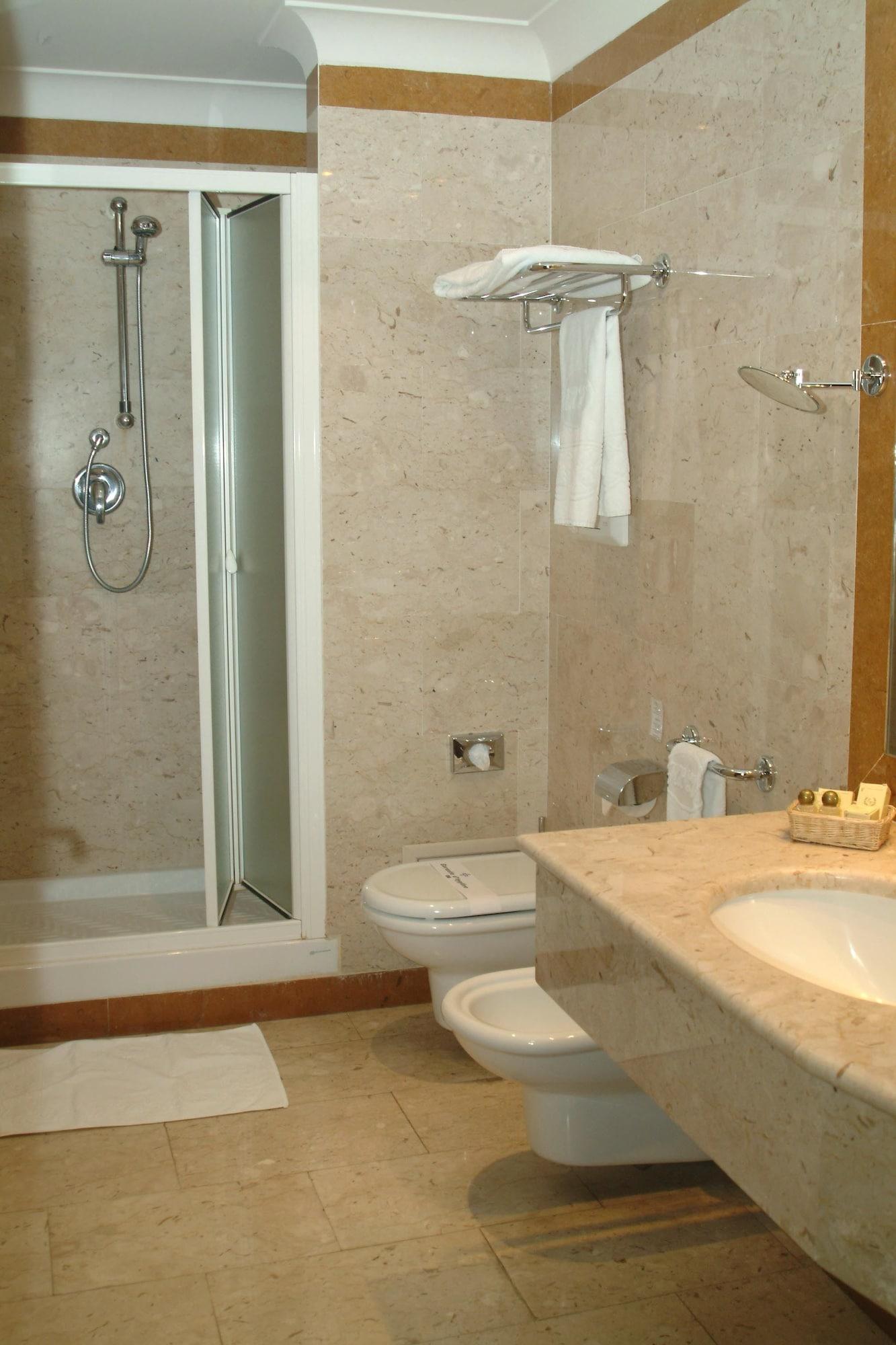 Hotel La Ville Catania Esterno foto