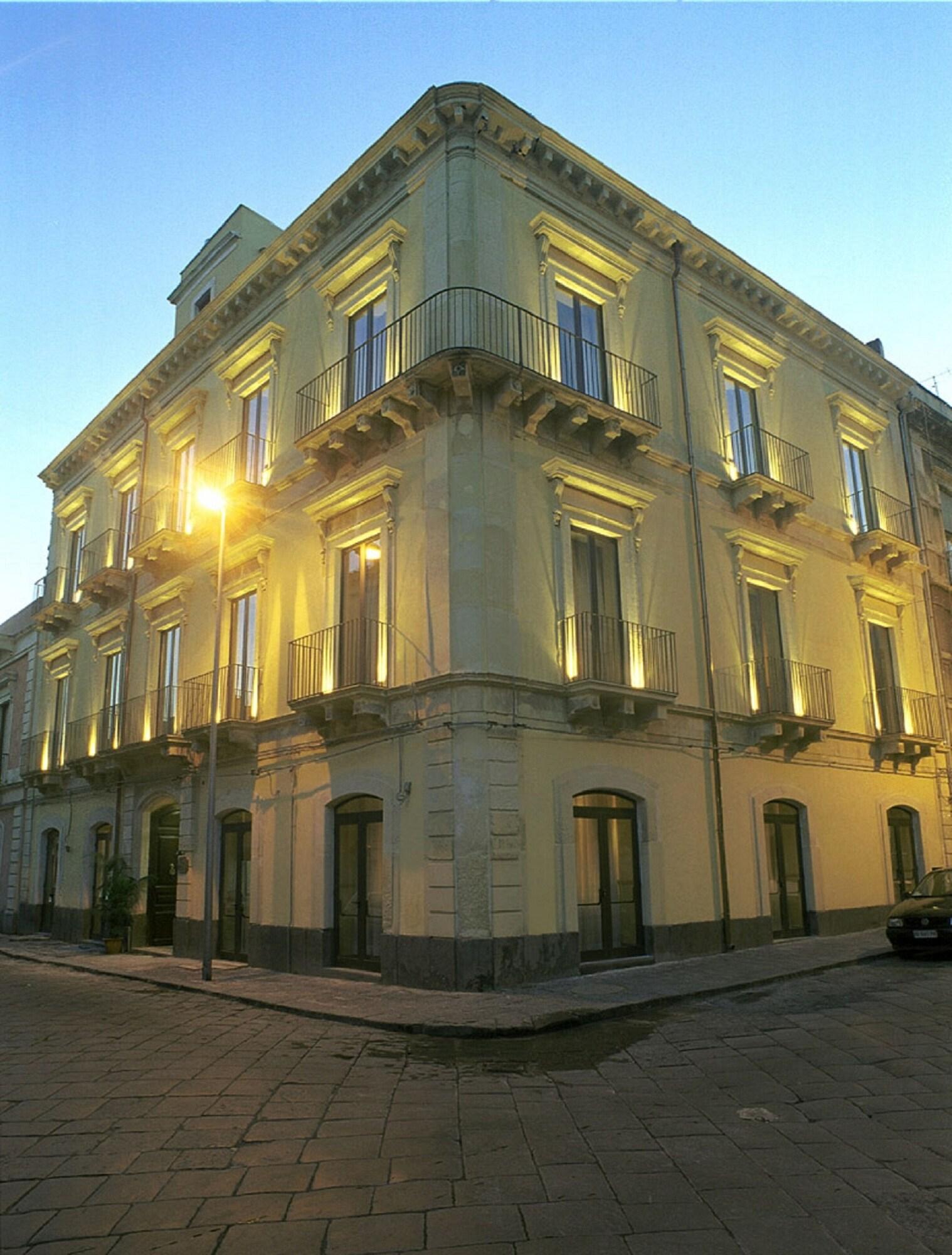 Hotel La Ville Catania Esterno foto