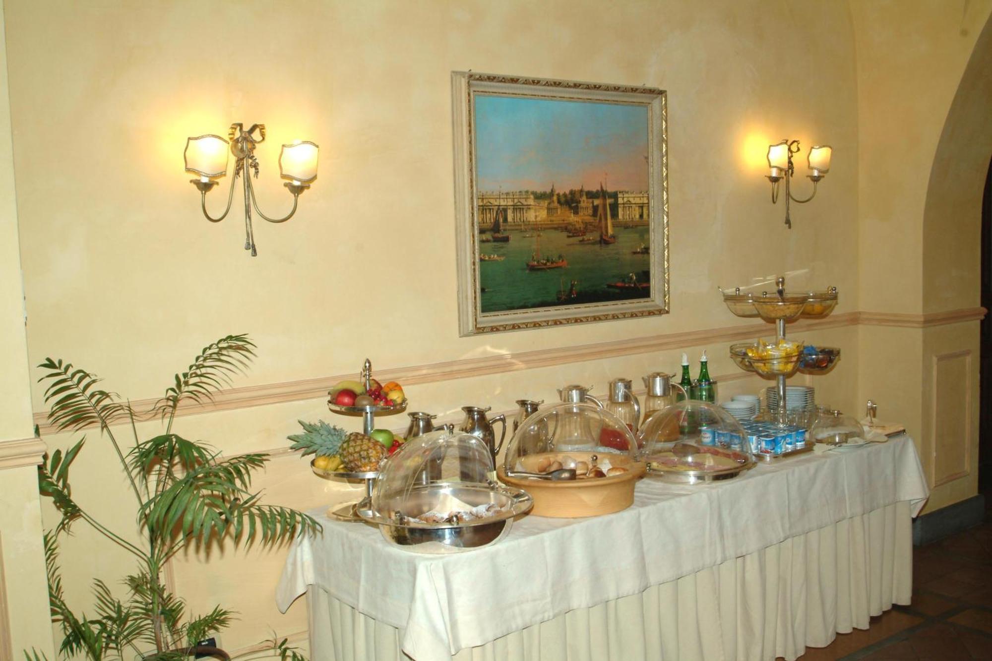 Hotel La Ville Catania Esterno foto