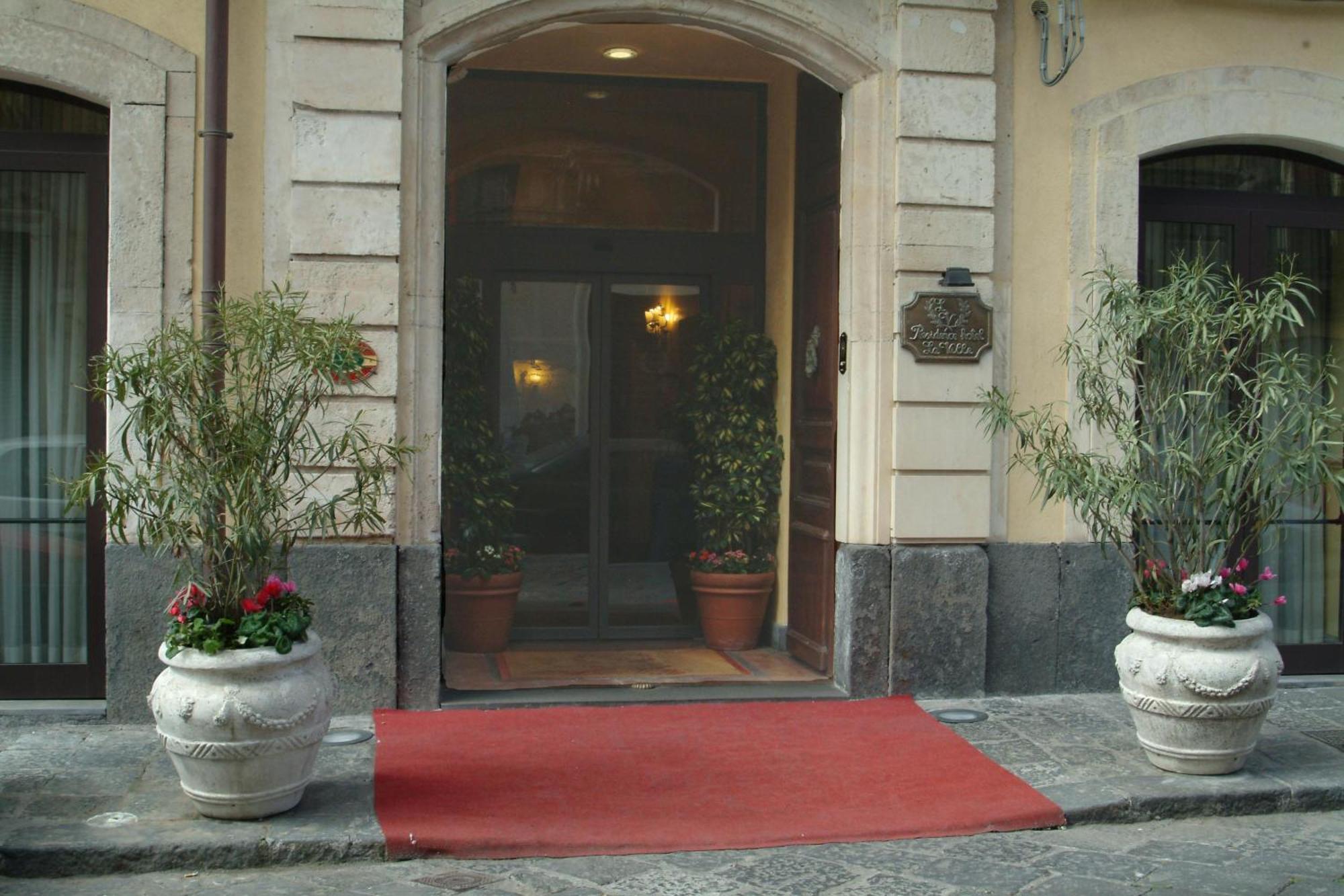 Hotel La Ville Catania Esterno foto