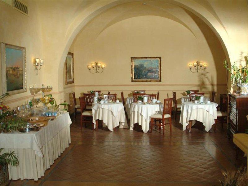 Hotel La Ville Catania Esterno foto