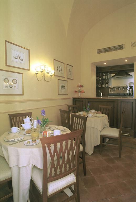 Hotel La Ville Catania Esterno foto